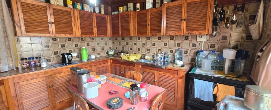 5 Bedroom Property for Sale in Riviersonderend Western Cape